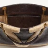 Sac cabas moyen Valentino Garavani Viva Superstar en peau lainée. Sac cabas moyen Valentino Garavani Viva Superstar en peau lainée.
