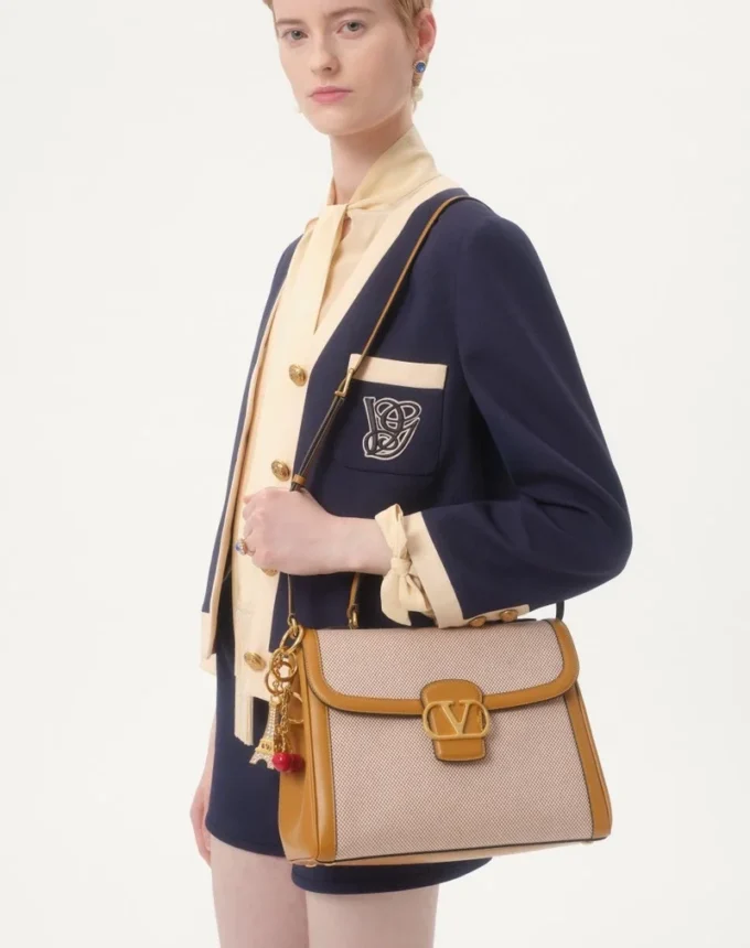 Sac à main en toile Valentino Garavani 9To5 Sac à main en toile Valentino Garavani 9To5