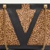 Sac shopping moyen Valentino Garavani Viva Superstar en cuir de veau effet poney Sac shopping moyen Valentino Garavani Viva Superstar en cuir de veau effet poney