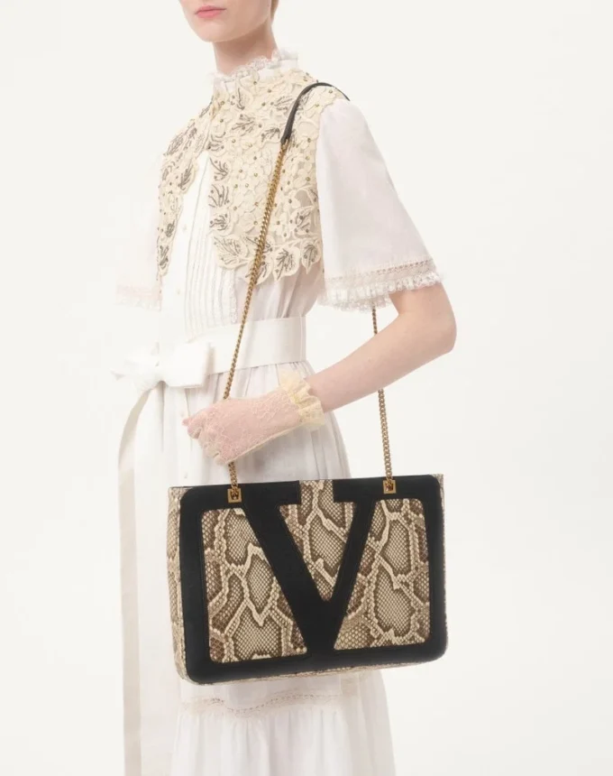Sac shopping moyen Valentino Garavani Viva Superstar en python Sac shopping moyen Valentino Garavani Viva Superstar en python