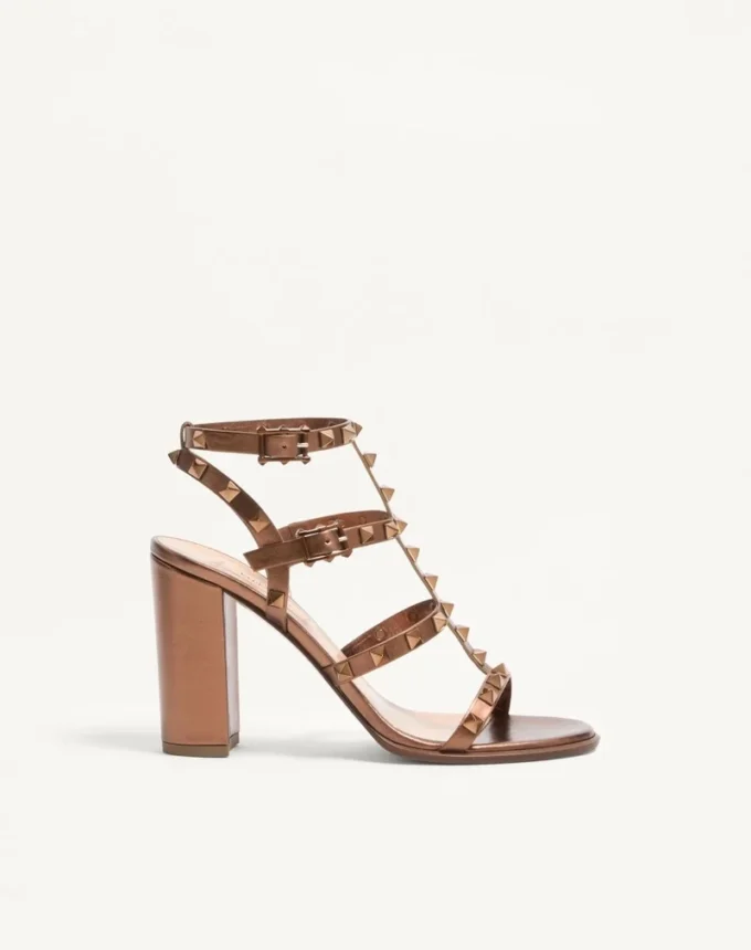Sandales à bride cheville Rockstud en cuir de veau métallisé 90 mm