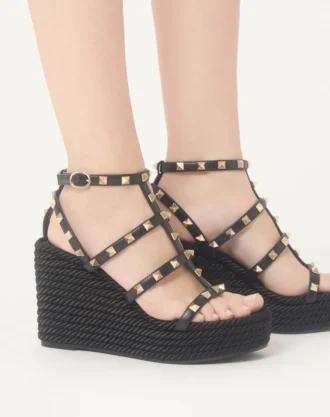 Sandales compensées à bride cheville Rockstud en cuir de veau 95 mm