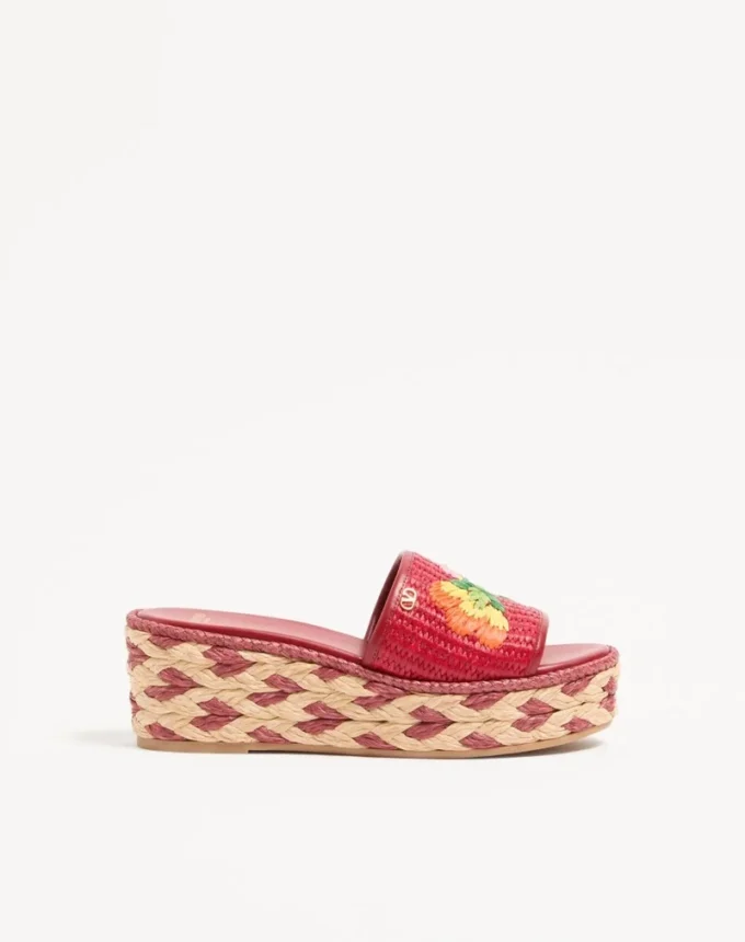 Sandales compensées en raphia Bribri avec broderies florales 65 mm