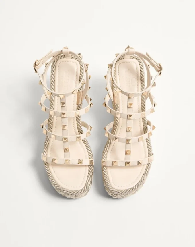Sandales compensées à lanières en cuir de veau Rockstud 95 mm
