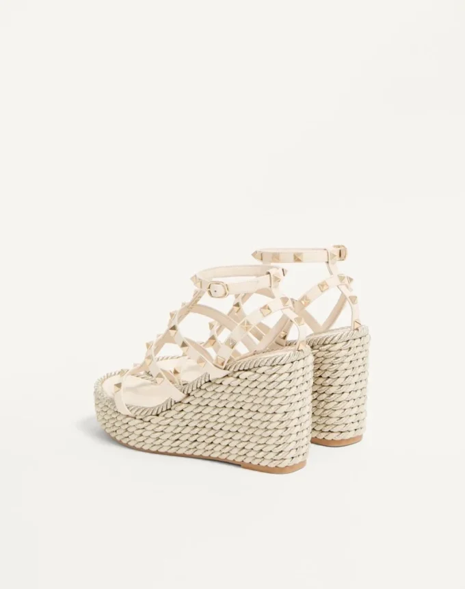 Sandales compensées à lanières en cuir de veau Rockstud 95 mm