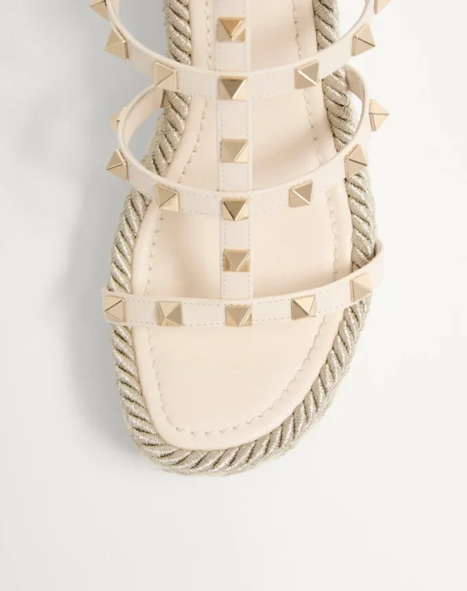 Sandales compensées à lanières en cuir de veau Rockstud 95 mm