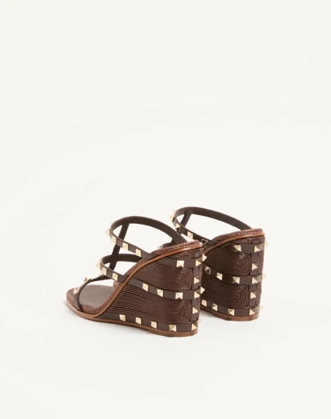 Sandales compensées Rockstud en cuir de veau avec broderie Cornely 100 mm Sandales compensées Rockstud en cuir de veau avec broderie Cornely 100 mm
