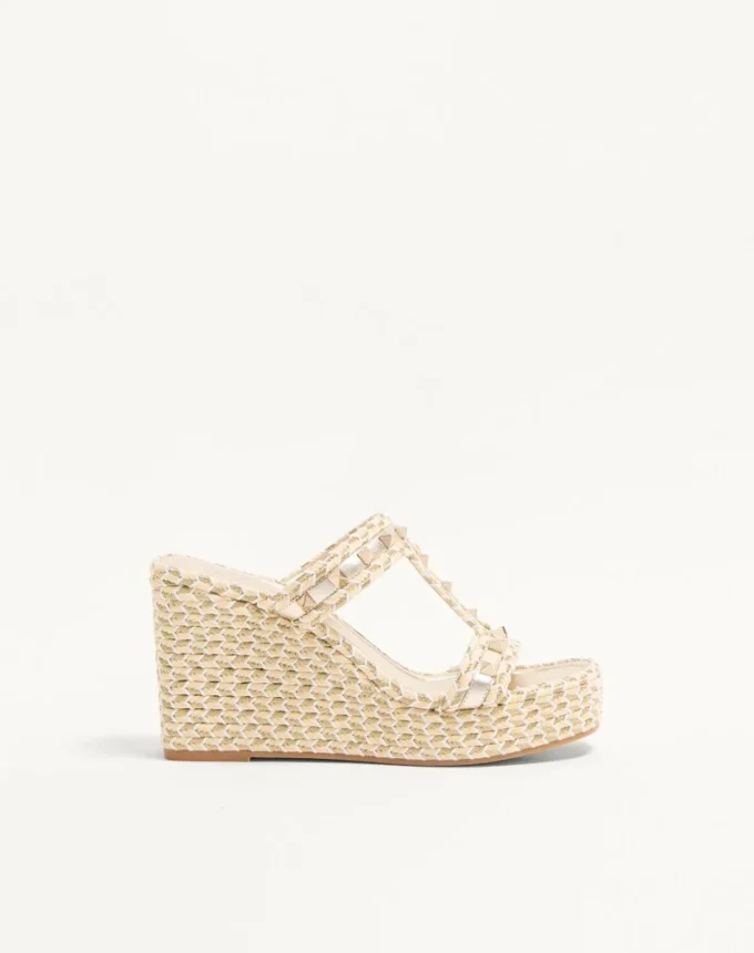 Sandales compensées Rockstud en cuir nappa laminé 90 mm