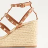 Sandales compensées Rockstud à lanières en cuir de veau 95 mm