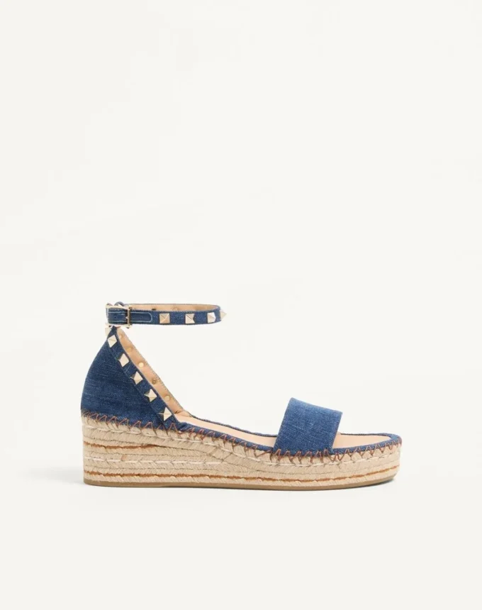 Sandales à double plateforme Rockstud en denim 55 mm Sandales à double plateforme Rockstud en denim 55 mm