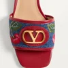 Sandales à enfiler en denim Vlogo Signature avec broderies Cherryfic, 20 mm Sandales à enfiler en denim Vlogo Signature avec broderies Cherryfic, 20 mm