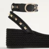 Sandales à plateforme Rockstud en cuir de veau 45 mm Sandales à plateforme Rockstud en cuir de veau 45 mm