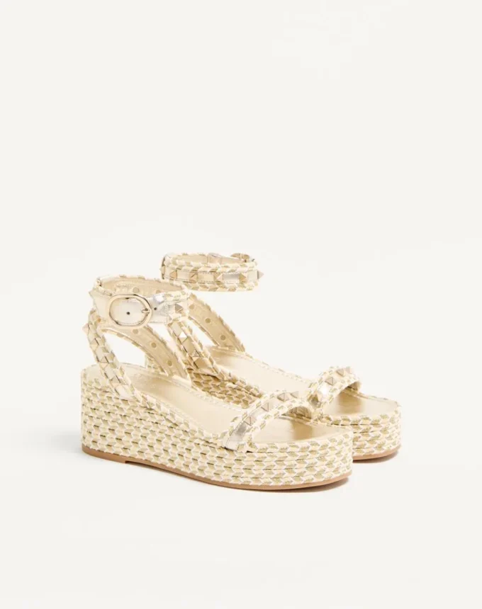 Sandales à plateforme Rockstud en cuir nappa laminé 45 mm Sandales à plateforme Rockstud en cuir nappa laminé 45 mm