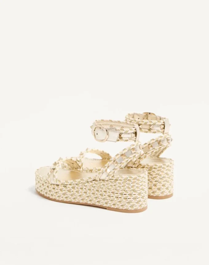 Sandales à plateforme Rockstud en cuir nappa laminé 45 mm Sandales à plateforme Rockstud en cuir nappa laminé 45 mm