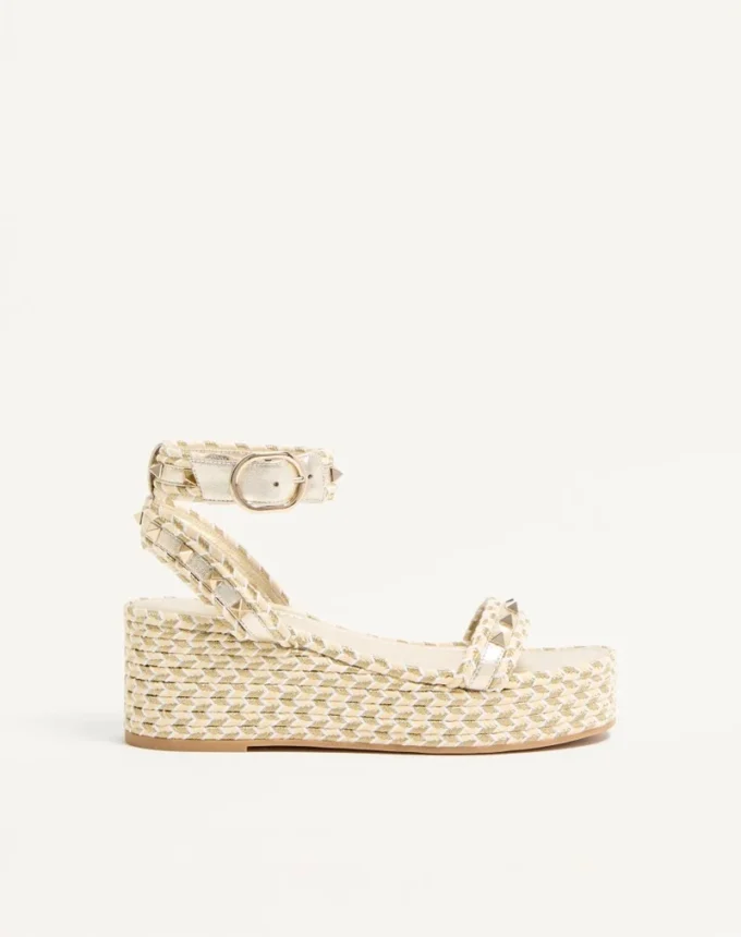 Sandales à plateforme Rockstud en cuir nappa laminé 45 mm Sandales à plateforme Rockstud en cuir nappa laminé 45 mm