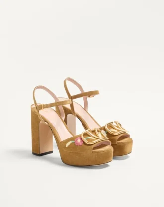 Sandales à plateforme VLogo Signature en cuir refendu avec broderies florales, 115 mm