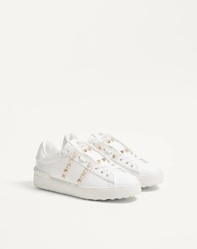 Sneakers ouvertes Untitled