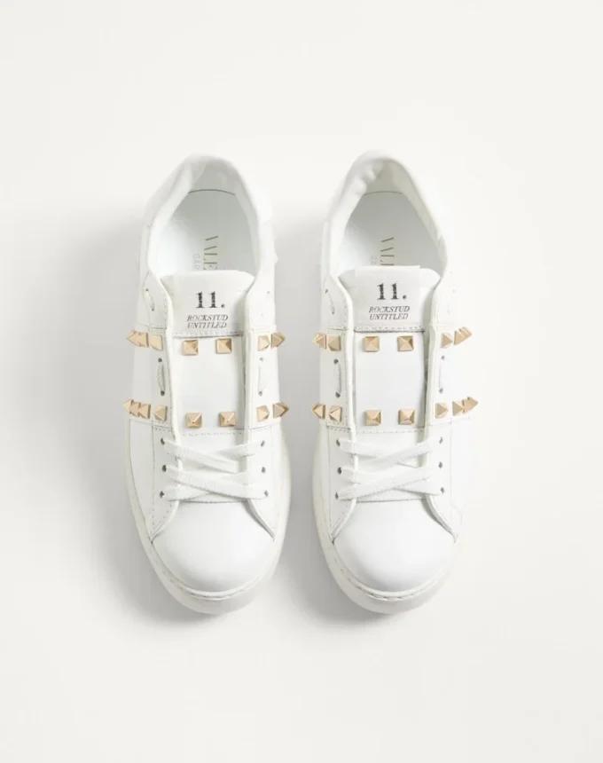 Sneakers ouvertes Untitled