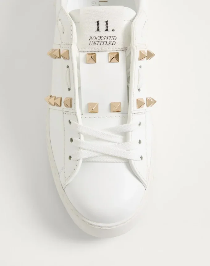 Sneakers ouvertes Untitled