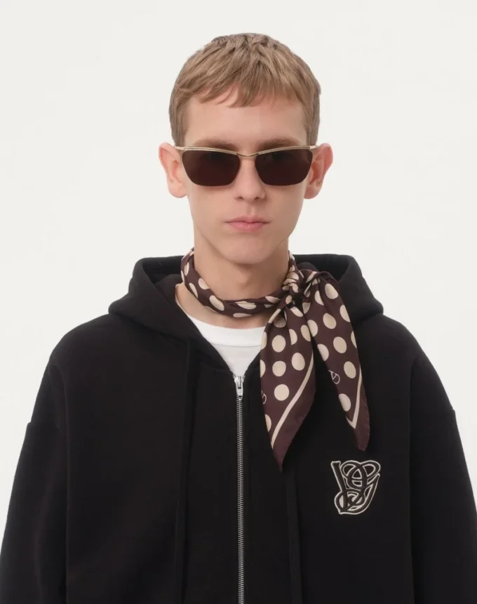 Sweat-shirt à capuche en coton avec patch VG Sweat-shirt à capuche en coton avec patch VG