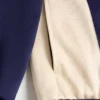 Sweat-shirt Valentino en acétate avec fermeture éclair et imprimé « Toute la V » incrusté Sweat-shirt Valentino en acétate avec fermeture éclair et imprimé « Toute la V » incrusté