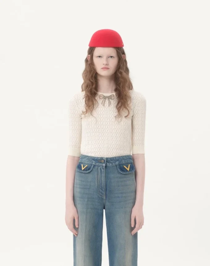 Top en coton brodé