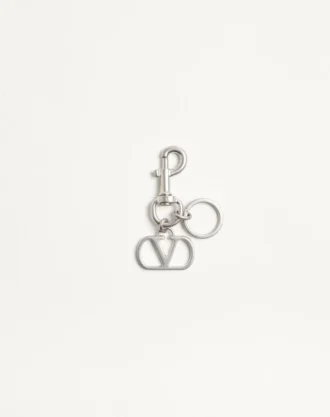 Valentino Garavani Vlogo Signature Charm métallique pour sac avec porte-clés Valentino Garavani Vlogo Signature Charm métallique pour sac avec porte-clés