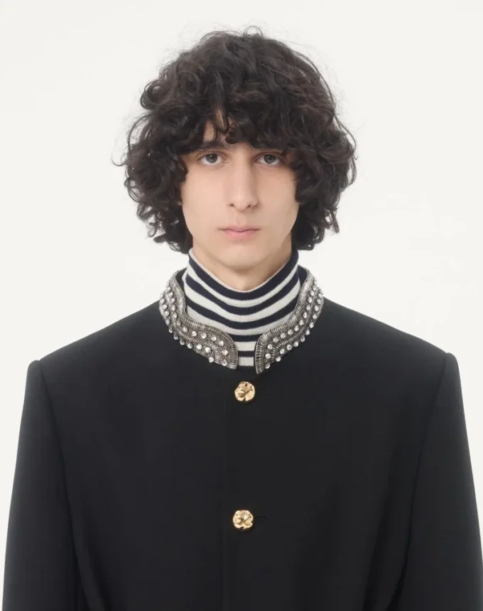 Veste brodée Valentino avec ceinture en gabardine de laine avec VGold Veste brodée Valentino avec ceinture en gabardine de laine avec VGold