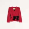 Veste en crêpe de laine avec nœud contrasté Veste en crêpe de laine avec nœud contrasté