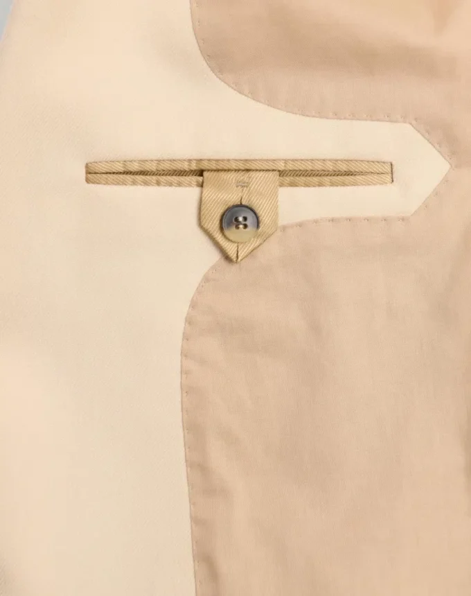 Veste en gabardine de laine à simple boutonnage Veste en gabardine de laine à simple boutonnage