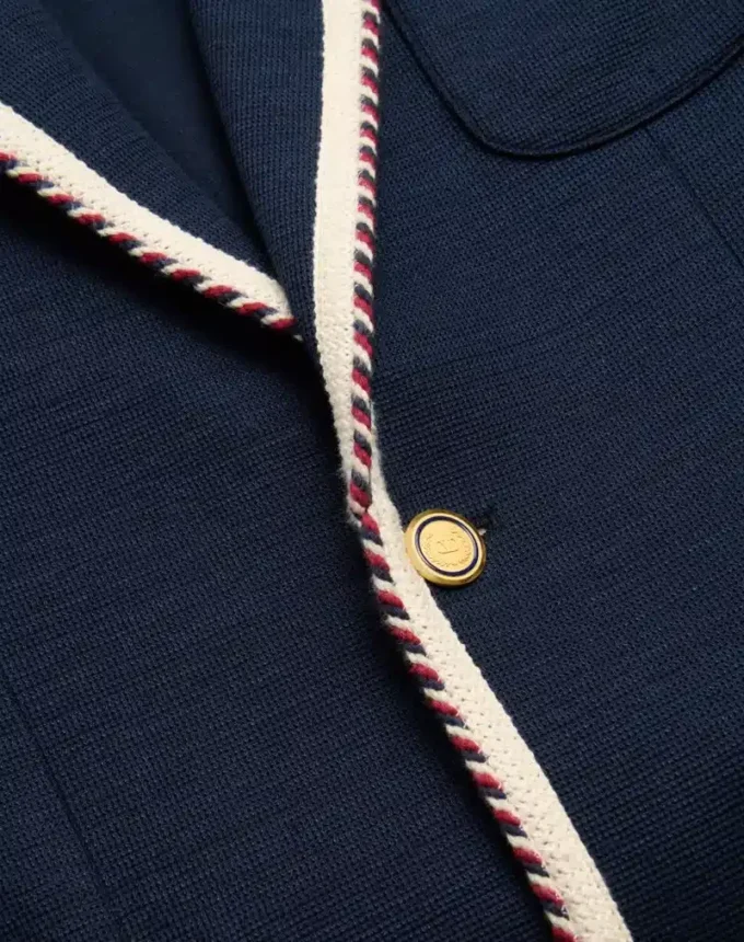 Veste en jersey de coton à simple boutonnage avec passepoil torchon Veste en jersey de coton à simple boutonnage avec passepoil torchon