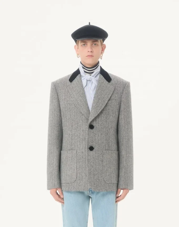 Veste en laine à simple boutonnage et motif chevron Valentino Veste en laine à simple boutonnage et motif chevron Valentino