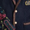 Veste en lin à simple boutonnage avec broderies et empiècements en perles Veste en lin à simple boutonnage avec broderies et empiècements en perles