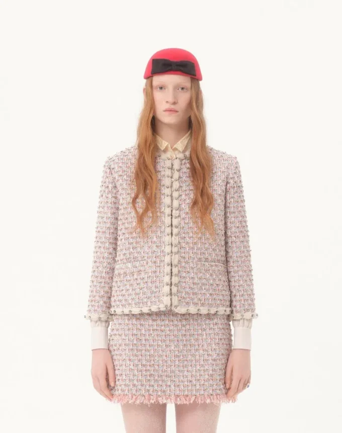Veste en tweed à rubans brodés Veste en tweed à rubans brodés